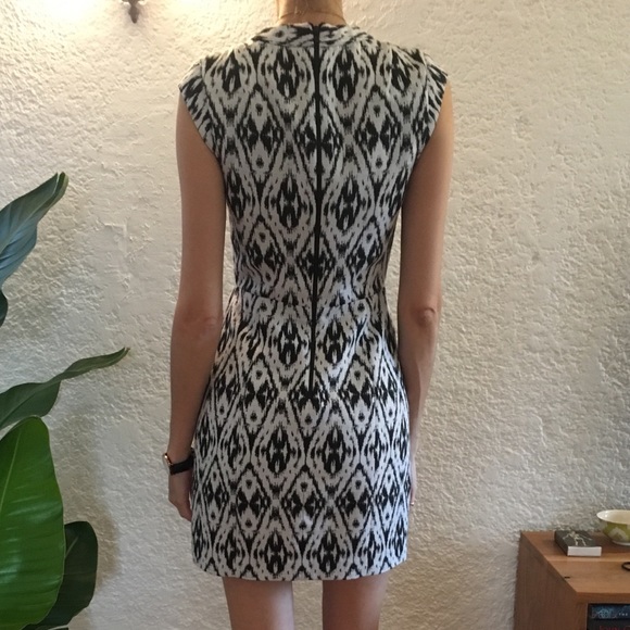 Theory Orinthia Shift Dress Andes Ikat size 00 - Picture 5 of 5